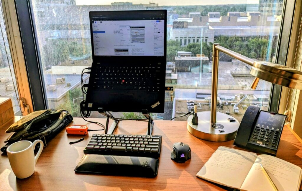Ergonomic Hotel Working Space Laptop stand