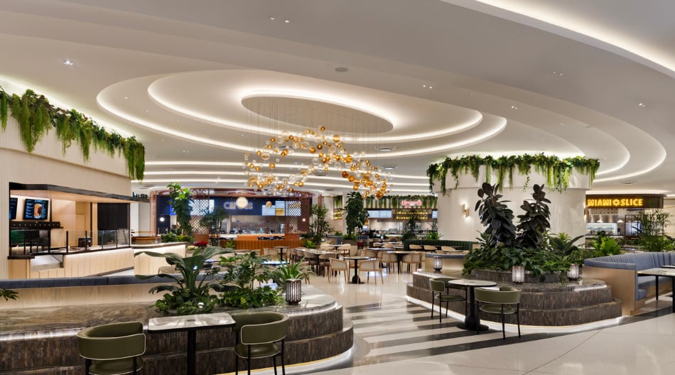 DEF CON Fontainebleau Las Vegas Food Court